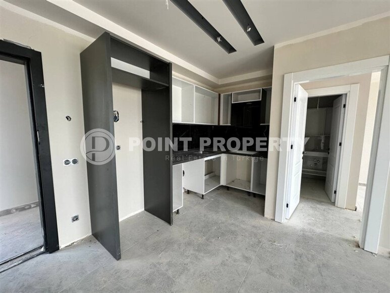 Bright 115 m² apartment with panoramic windows in Kargicak-id-10649-photo-2