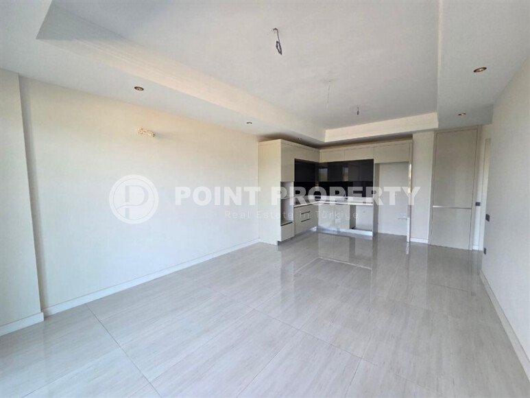 Prestigious 70 m² apartment in the Türkler area in a complex with a private beach-id-10651-photo-2
