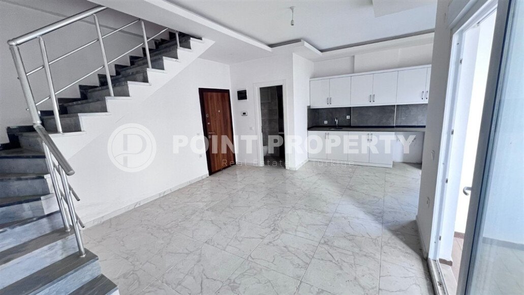 Светлый дуплекс 2+1 – 80 м² рядом с морем в Махмутлар-id-10699-фото-3