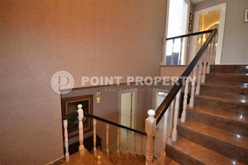 Светлая панорамная модерн-вилла 4+1 – 300 м² с видом на море и горы, Каргыджак-id-10704-фото-9