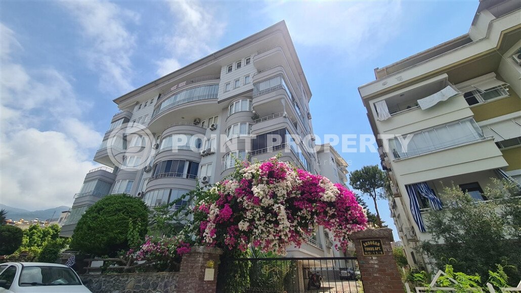 Вместительные апартаменты, 100 м², с отдельной кухней, район Сарай, пляж Клеопатры-id-10717-фото-1