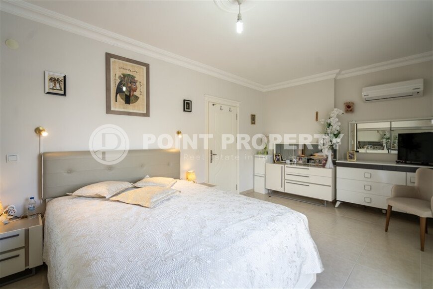 Просторный дуплекс 5+1 – 300 м² с панорамным видом на море, недалеко от набережной, район Махмутлар, гражданство-id-10733-фото-11