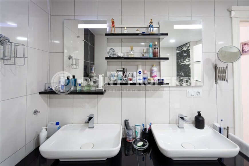 Просторный дуплекс 5+1 – 300 м² с панорамным видом на море, недалеко от набережной, район Махмутлар, гражданство-id-10733-фото-24