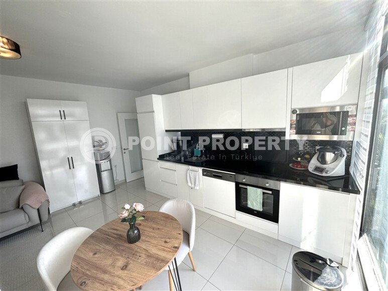 Светлый дуплекс 3+1 – 109 м² в большом комплексе с панорамными видами, район Кестель-id-10734-фото-2