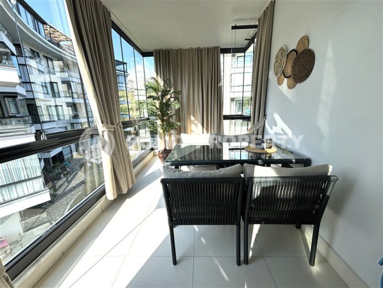 Светлый дуплекс 3+1 – 109 м² в большом комплексе с панорамными видами, район Кестель-id-10734-фото-14