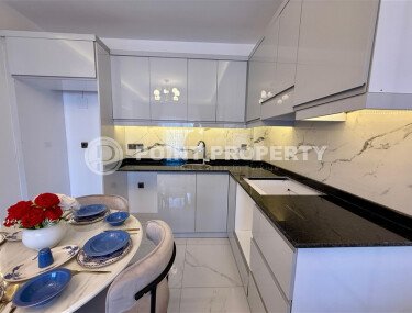 Bright 60 m² apartment in a modern complex, near the sea, Kargicak district-id-10740-photo-3