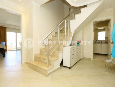 Большой семейный дуплекс 210 м² в районе Хасбахче с террасами и видом на горы, ВНЖ-id-10758-фото-5