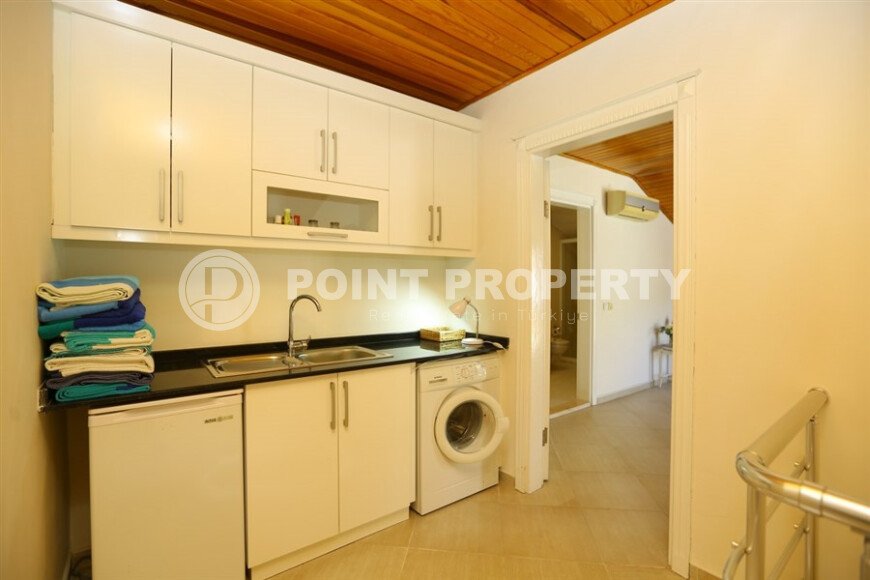 Большой семейный дуплекс 210 м² в районе Хасбахче с террасами и видом на горы, ВНЖ-id-10758-фото-7