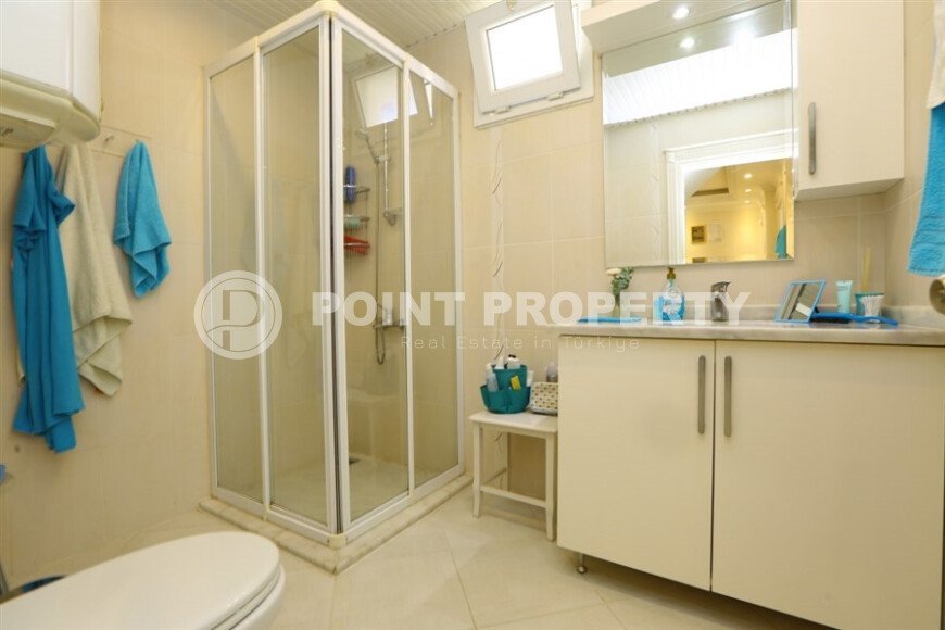 Большой семейный дуплекс 210 м² в районе Хасбахче с террасами и видом на горы, ВНЖ-id-10758-фото-9