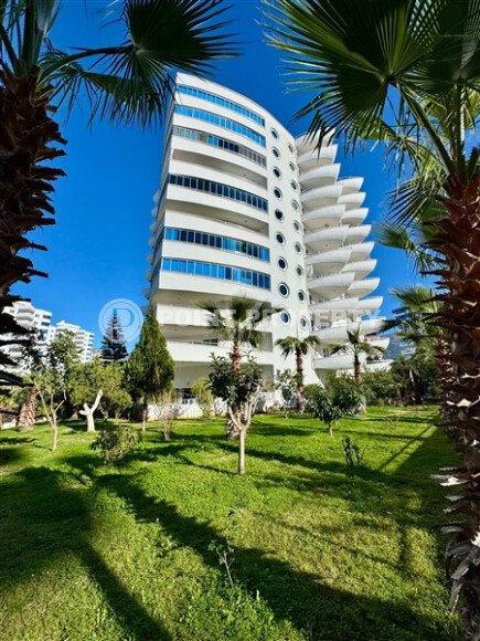 Комфортабельные апартаменты 110 м² с двумя санузлами и частичным видом на море в районе Махмутлар-id-10768-фото-1