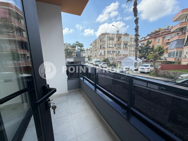 Светлые апартаменты 1+1 в престижном комплексе в центре Аланьи-id-10778-фото-11