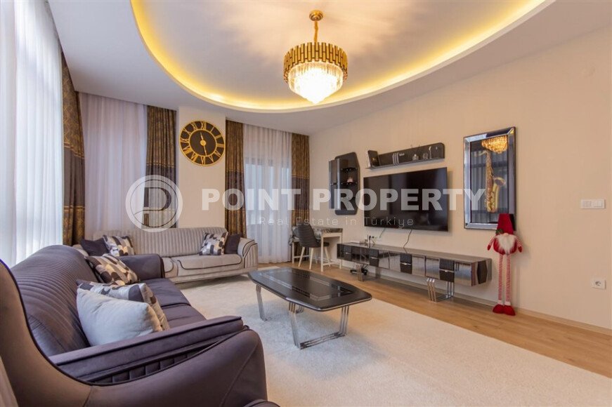 Stylish 200 m² apartment in Mahmutlar with a separate kitchen, close to the sea-id-10800-photo-1