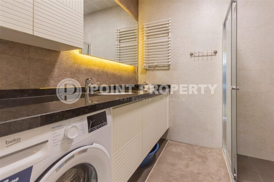 Stylish 200 m² apartment in Mahmutlar with a separate kitchen, close to the sea-id-10800-photo-15