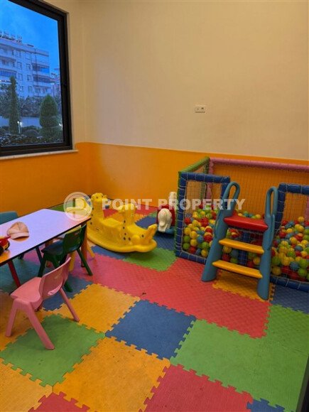 Stylish 200 m² apartment in Mahmutlar with a separate kitchen, close to the sea-id-10800-photo-25