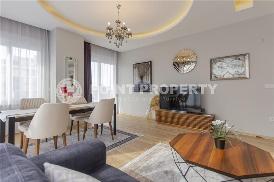 Spacious, bright apartment of 200 m² in the Mahmutlar area with a separate kitchen, close to the sea-id-10801-photo-3