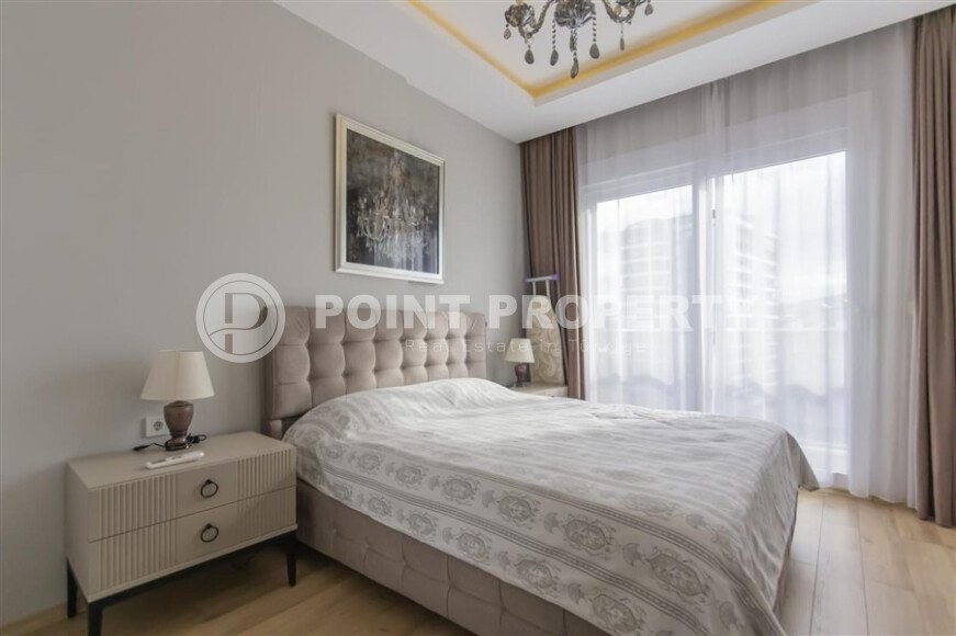 Spacious, bright apartment of 200 m² in the Mahmutlar area with a separate kitchen, close to the sea-id-10801-photo-10