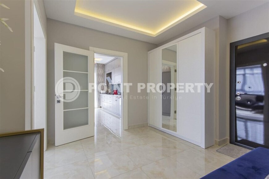 Spacious, bright apartment of 200 m² in the Mahmutlar area with a separate kitchen, close to the sea-id-10801-photo-19