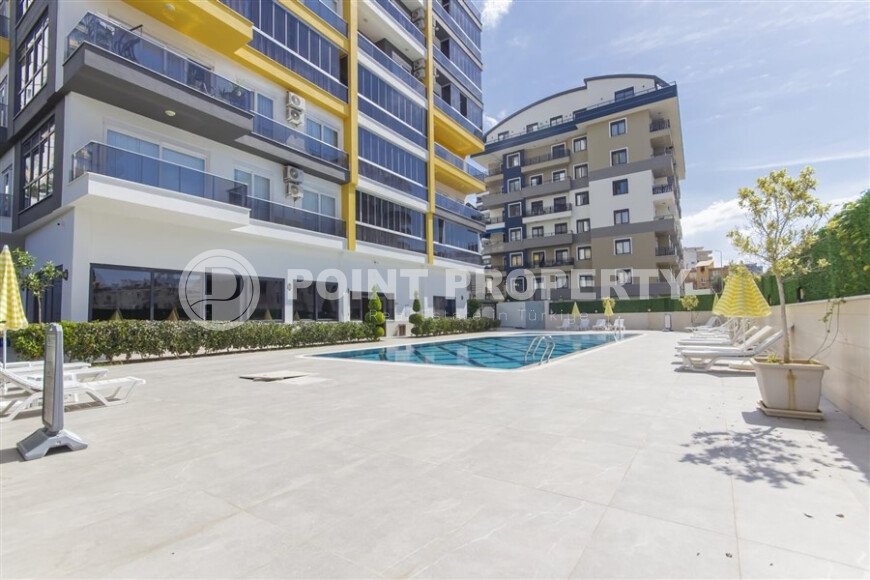 Spacious, bright apartment of 200 m² in the Mahmutlar area with a separate kitchen, close to the sea-id-10801-photo-24