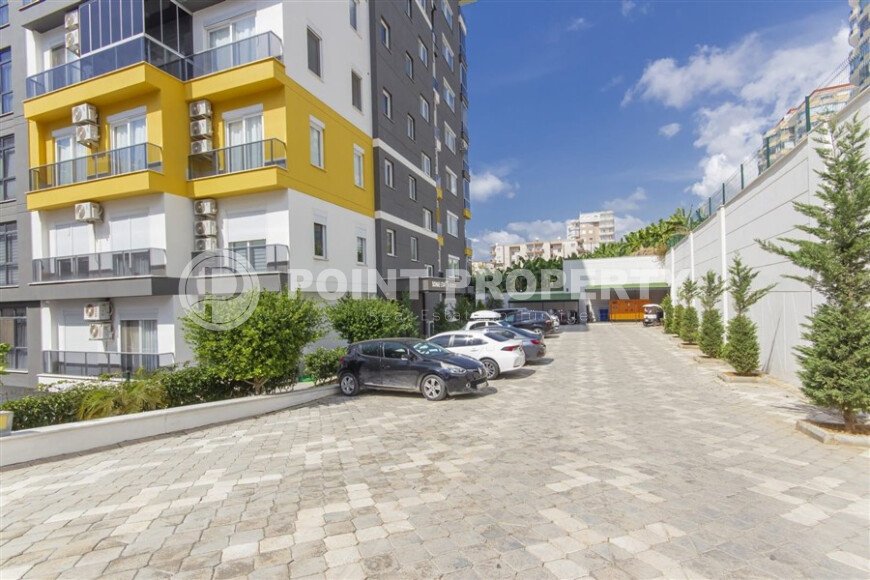 Spacious, bright apartment of 200 m² in the Mahmutlar area with a separate kitchen, close to the sea-id-10801-photo-25