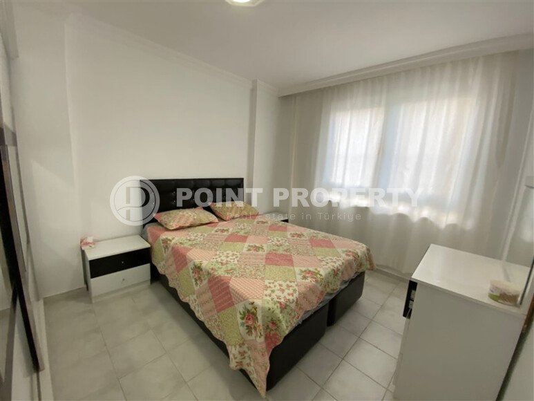 Mahmutlar district, 2+1 apartment, 90 m² in a complex built in 2000, furnished, located 450 m from the sea and 100 m from the center of the district.-id-10806-photo-5