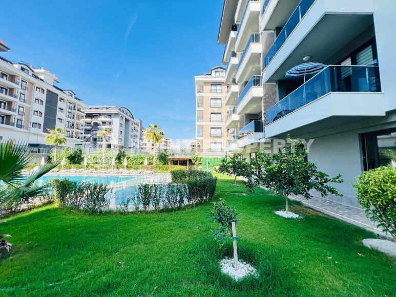 Modern apartment 50 m² in the Kargicak district, near the sea-id-10812-photo-17