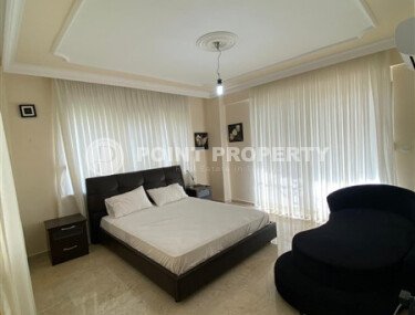 Spacious apartment 240 m² Mahmutlar district, steps from the sea-id-10834-photo-4