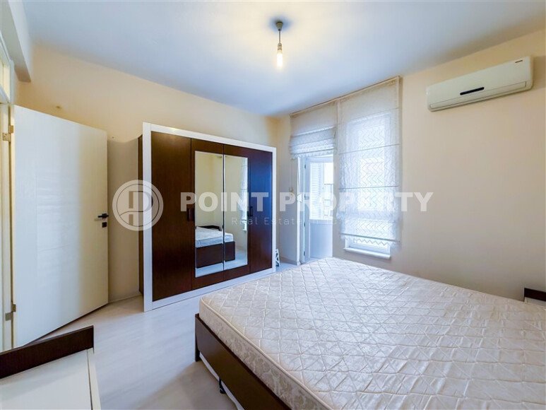 Bright apartment 100 m² in the center of Alanya, Gullerpinary district, with a separate kitchen, near the sea, residence permit-id-10842-photo-8
