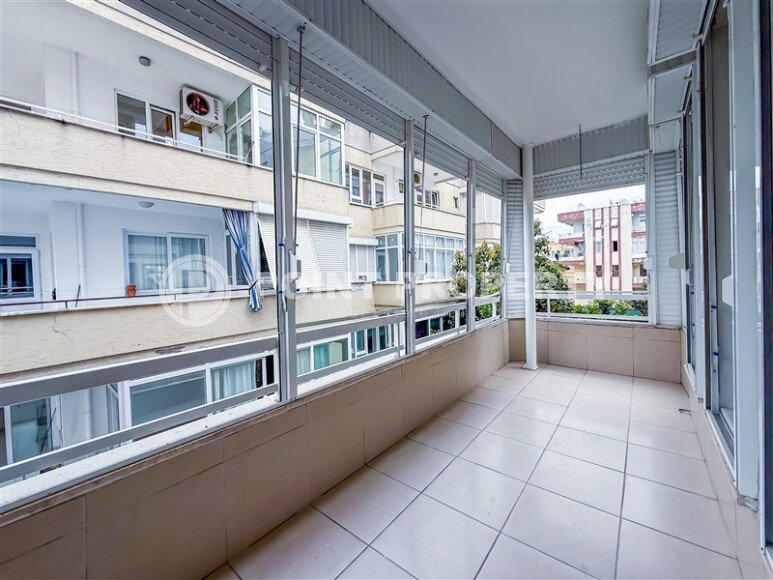 Bright apartment 100 m² in the center of Alanya, Gullerpinary district, with a separate kitchen, near the sea, residence permit-id-10842-photo-16