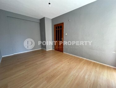 Cozy 2+1 apartment 100 m² center, Güllerpınary district, separate kitchen, residence permit-id-10861-photo-5