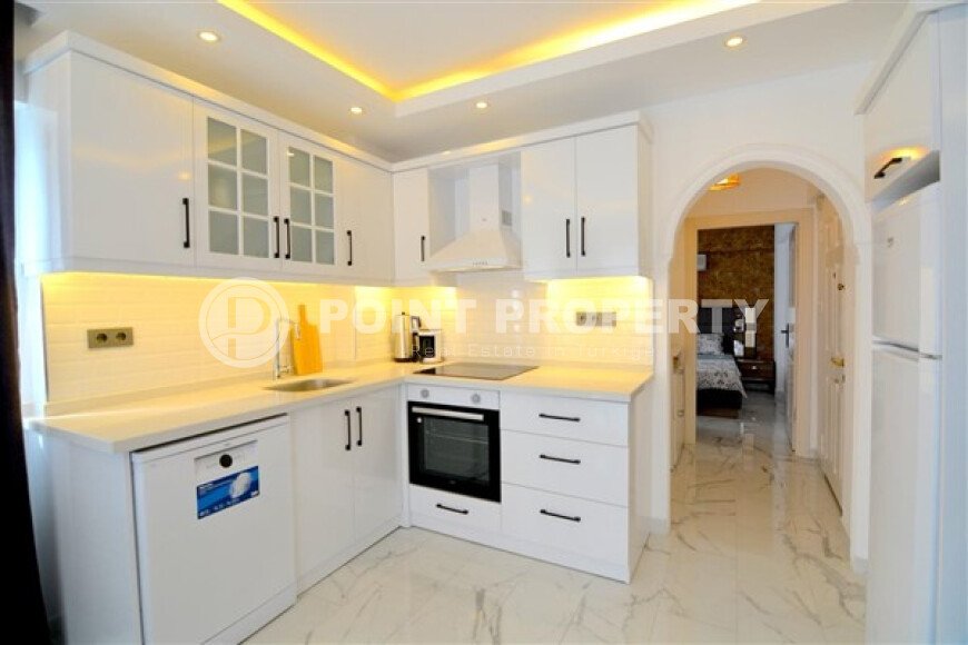 Bright modern 1+1 apartment 55 m² in the Oba (Lower Oba) area near the sea-id-10887-photo-9