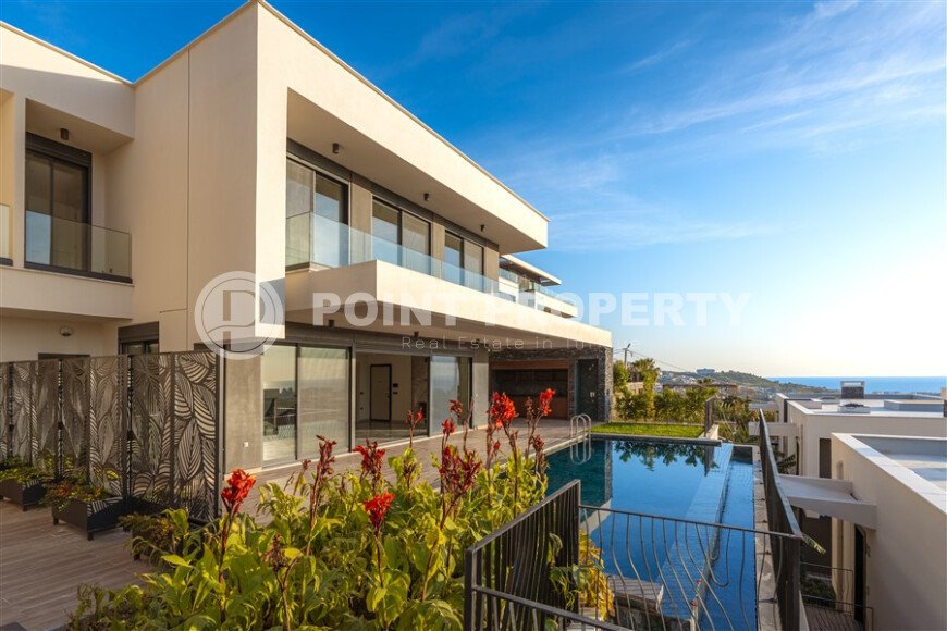 Panoramic modern villa 240 m² Kargicak area, sea and mountain views-id-10892-photo-1