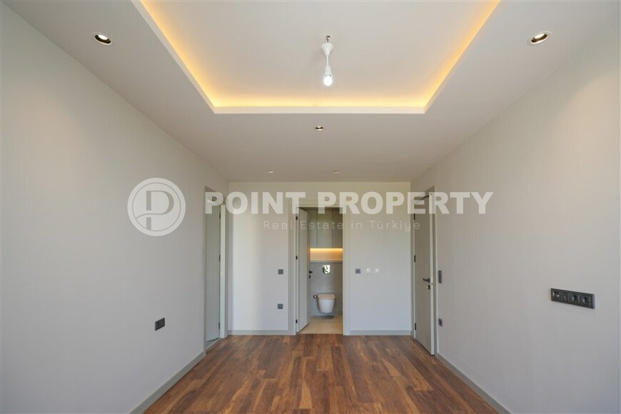 Panoramic modern villa 240 m² Kargicak area, sea and mountain views-id-10892-photo-10