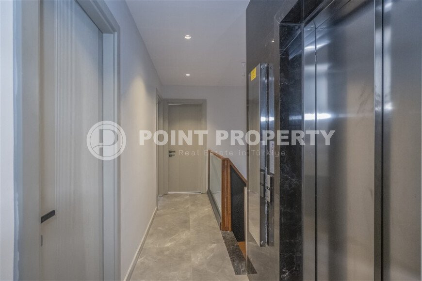 Panoramic modern villa 240 m² Kargicak area, sea and mountain views-id-10892-photo-29