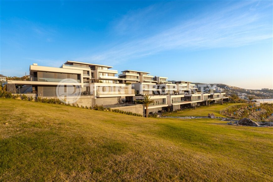 Panoramic modern villa 240 m² Kargicak area, sea and mountain views-id-10892-photo-32