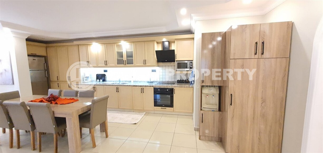 Уютный дуплекс 260 м² в районе Оба с ВНЖ-id-10898-фото-2
