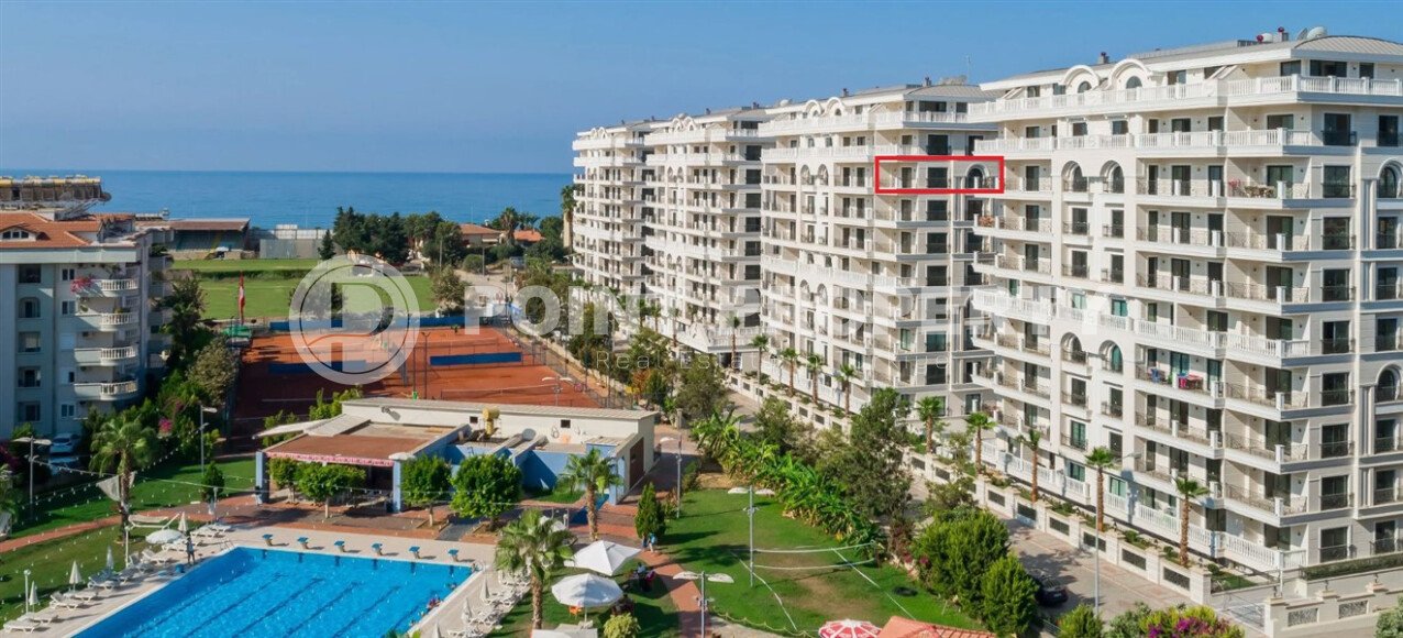 Prestigious 3+1 apartments with citizenship in the center of Alanya with panoramic views of the sea and the fortress-id-10905-photo-1