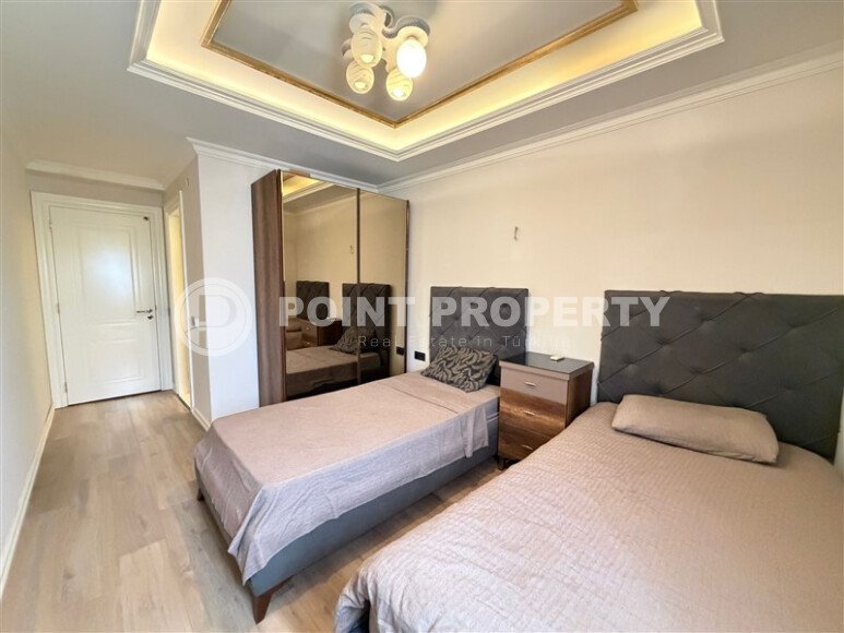 Prestigious 3+1 apartments with citizenship in the center of Alanya with panoramic views of the sea and the fortress-id-10905-photo-9