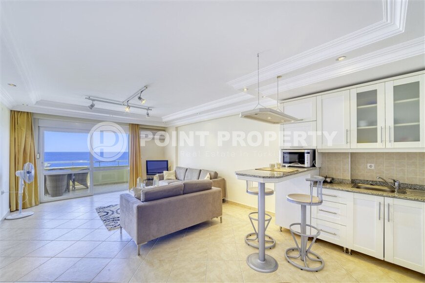 Spacious, bright apartment of 120 m² in the Mahmutlar area with sea views-id-10913-photo-4