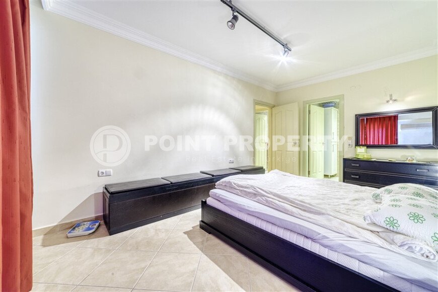Spacious, bright apartment of 120 m² in the Mahmutlar area with sea views-id-10913-photo-11