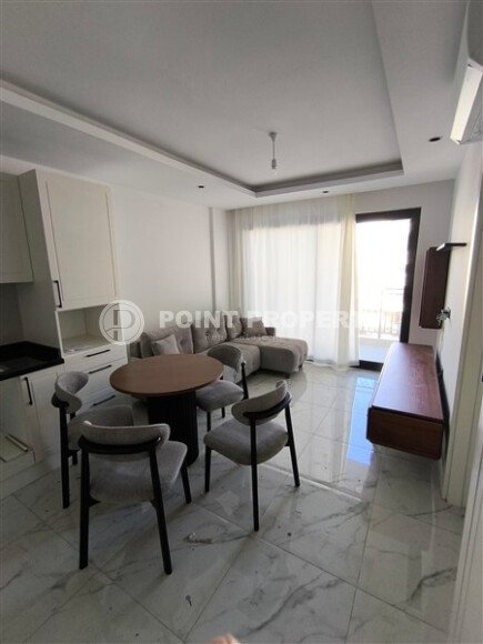 Comfortable 1+1 apartment, 55 m², short-term rent, Alanya center, Cleopatra Beach-id-10920-photo-2