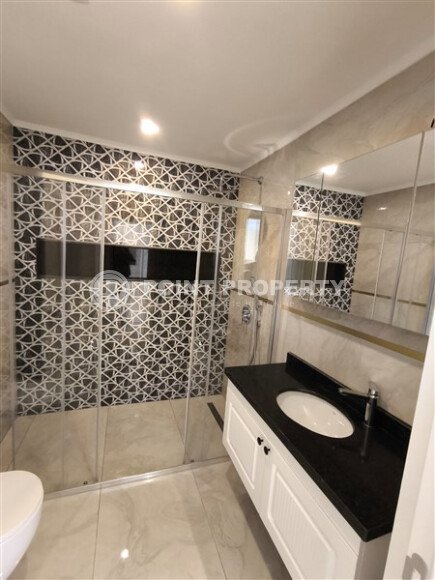 Comfortable 1+1 apartment, 55 m², short-term rent, Alanya center, Cleopatra Beach-id-10920-photo-6