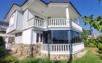 Светлая уютная вилла 3+1 200 м² в районе Конаклы с ВНЖ и видом на море-id-10930-фото-1