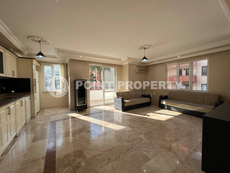 Large family apartment 3+1 130 m² in the Mahmutlar area-id-10931-photo-4