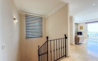 Панорамный дуплекс 4+1 160 м² в стиле виллы с видом на море в районе Бекташ-id-10934-фото-15