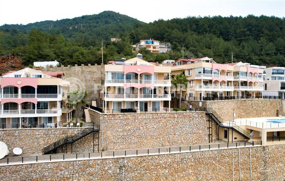 Панорамный дуплекс 4+1 160 м² в стиле виллы с видом на море в районе Бекташ-id-10934-фото-26