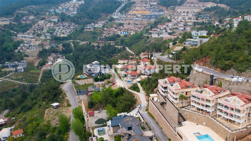 Панорамный дуплекс 4+1 160 м² в стиле виллы с видом на море в районе Бекташ-id-10934-фото-35