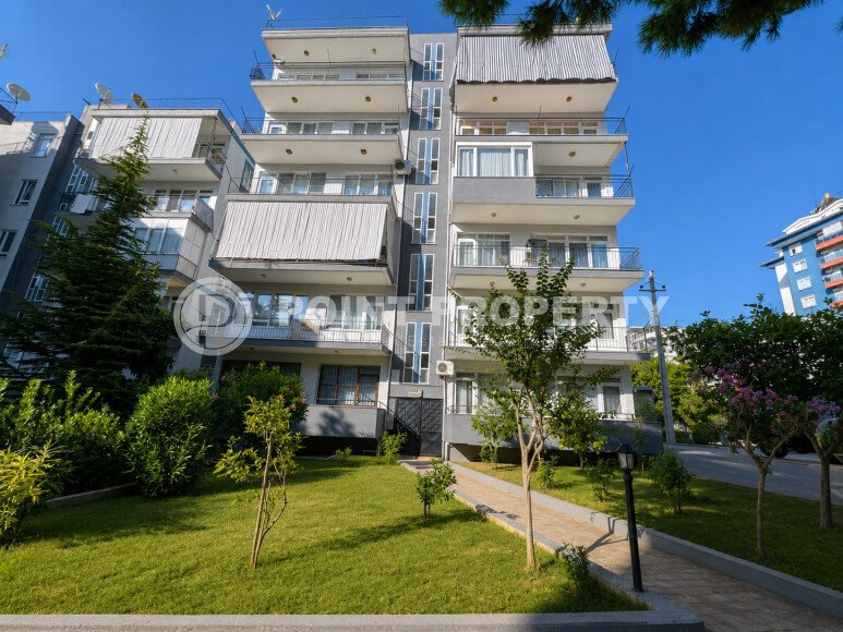 Cozy 2+1 apartment 115 m², separate kitchen near the sea in Tosmur with a residence permit-id-10941-photo-1