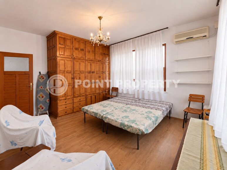 Cozy 2+1 apartment 115 m², separate kitchen near the sea in Tosmur with a residence permit-id-10941-photo-6