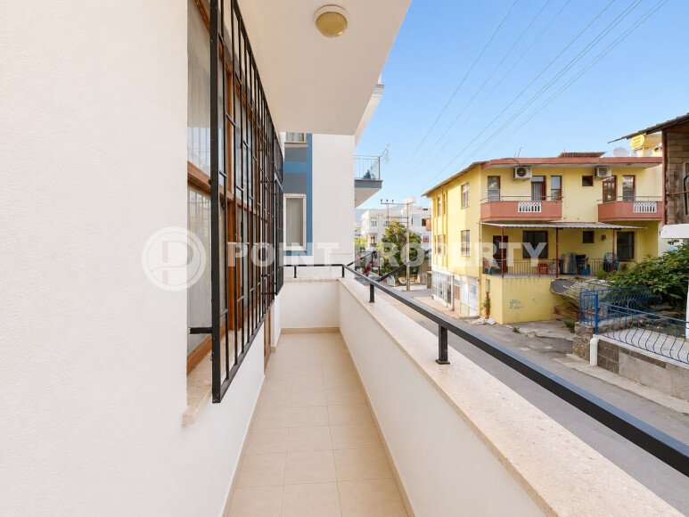 Cozy 2+1 apartment 115 m², separate kitchen near the sea in Tosmur with a residence permit-id-10941-photo-11