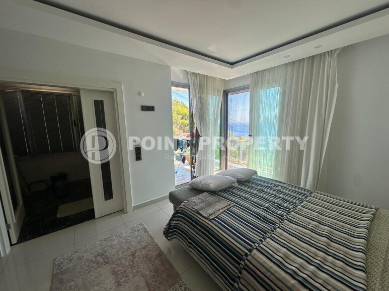 Просторная квартира 120 м² с прямым видом на море в районе Каргыджак-id-10948-фото-8